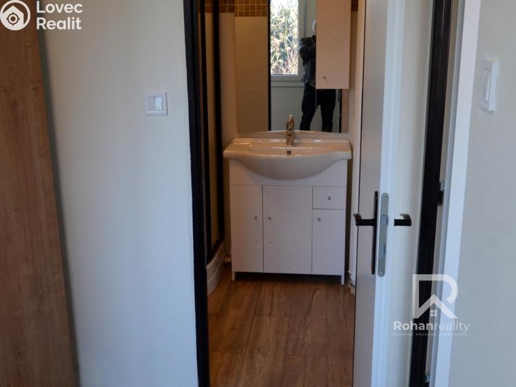 Rent apartment 4+KK Praha, Počernická č. 19