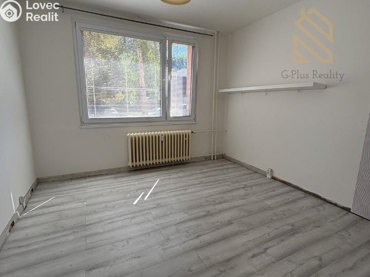 Pronájem bytu 3+1 Bílina, Sídliště Za Chlumem 719 č. 4