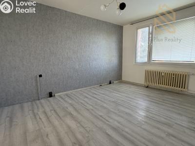 Pronájem bytu 3+1 Bílina, Sídliště Za Chlumem 719 č. 6