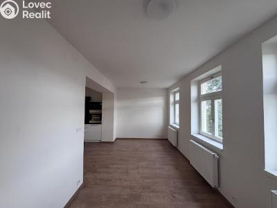 Pronájem bytu 1+KK Praha, Na Petynce č. 1