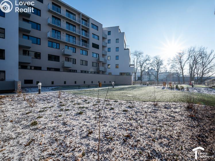 Pronájem bytu 2+KK Pardubice, nábřeží Závodu míru 2940 č. 1