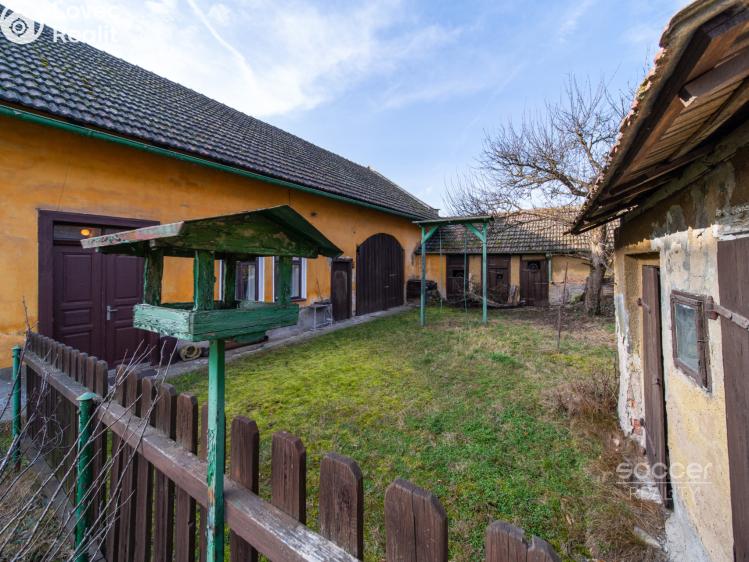 Prodej rodinného domu Kly č. 7