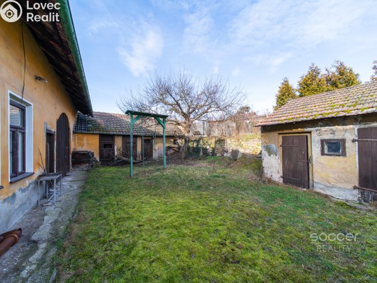 Prodej rodinného domu Kly č. 12