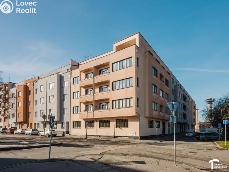 Pronájem bytu 2+1 Pardubice, Sukova třída 1935 č. 1