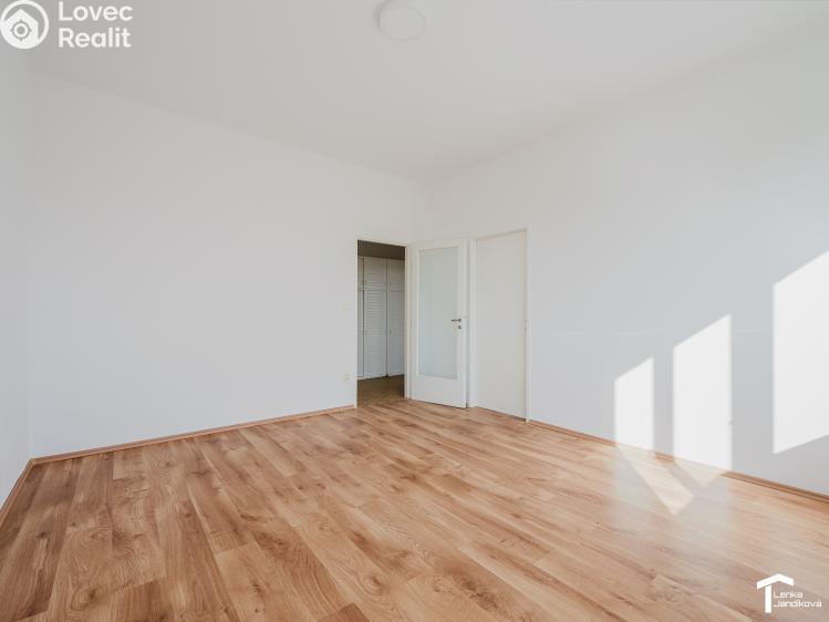 Pronájem bytu 2+1 Pardubice, Sukova třída 1935 č. 7