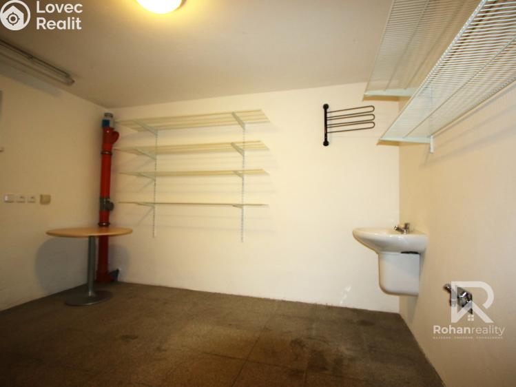 Rent apartment 4+KK Praha, Mistrovská č. 11