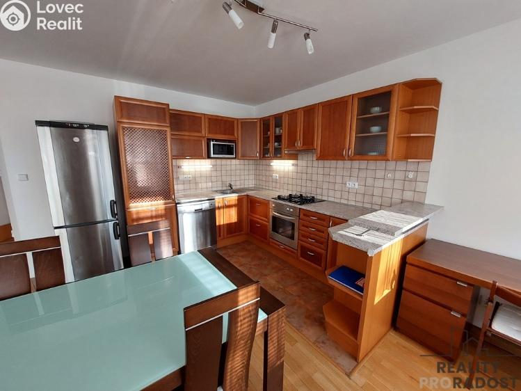 Оренда квартири 2+KK Praha, Benická č. 8