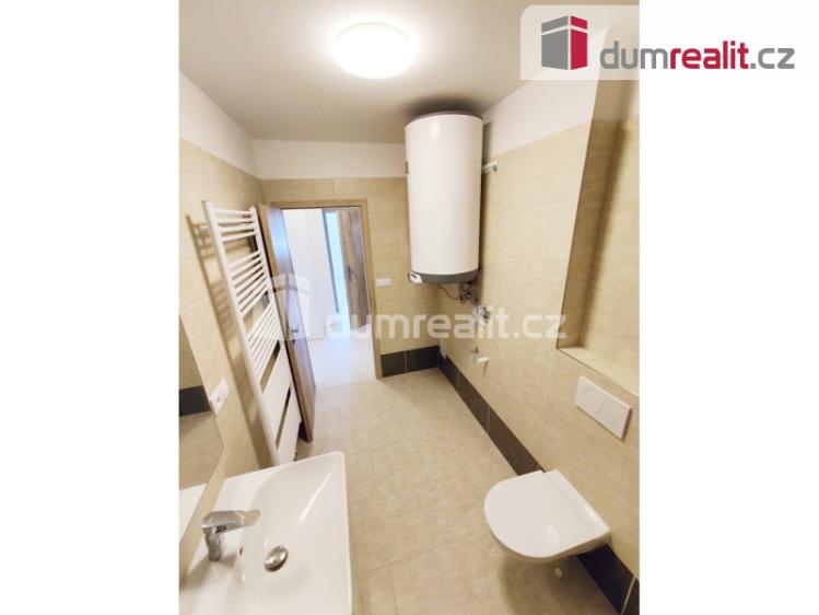 Pronájem bytu 2+KK Praha 4, Nad pískovnou č. 11