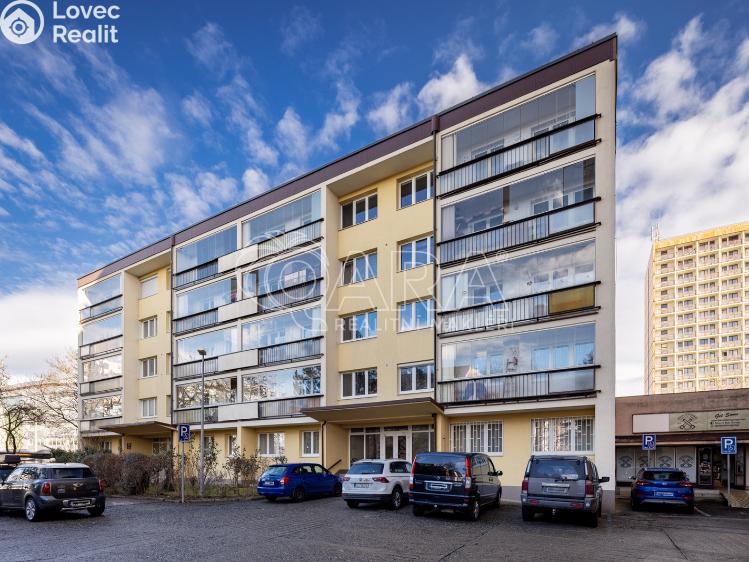 Prodej bytu 3+KK Praha, Evropská 374/119 č. 9