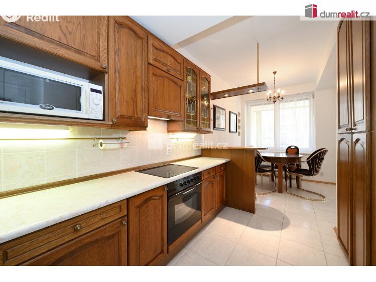 Prodej bytu 3+1 Praha 5, náměstí Josefa Machka č. 13