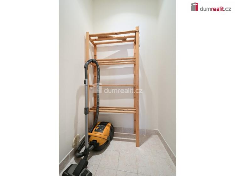 Prodej bytu 3+1 Praha 5, náměstí Josefa Machka č. 30