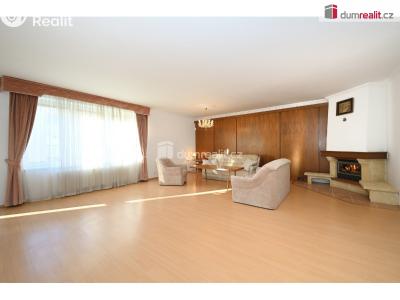 Prodej bytu 3+1 Praha 5, náměstí Josefa Machka č. 3