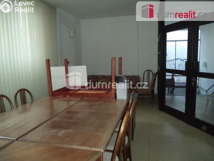 Rent office space Frýdek-Místek, 1. máje č. 3