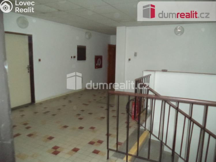 Rent office space Frýdek-Místek, 1. máje č. 9