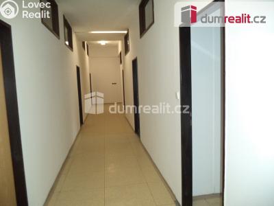 Rent office space Frýdek-Místek, 1. máje č. 4