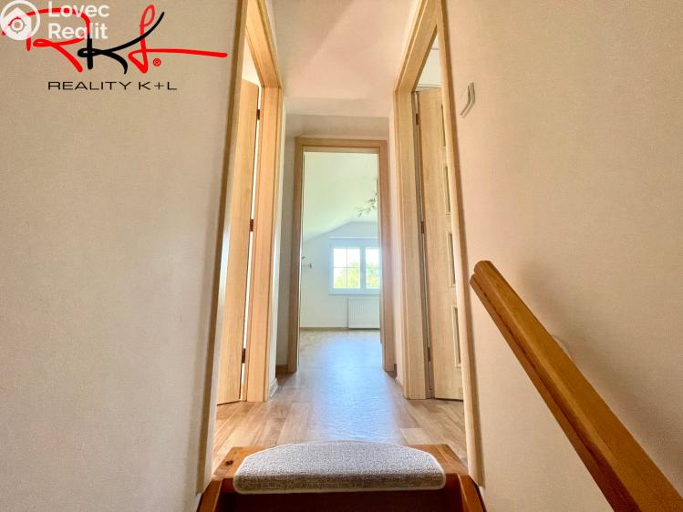 Pronájem rodinného domu Kosmonosy, Pod Oborou č. 16