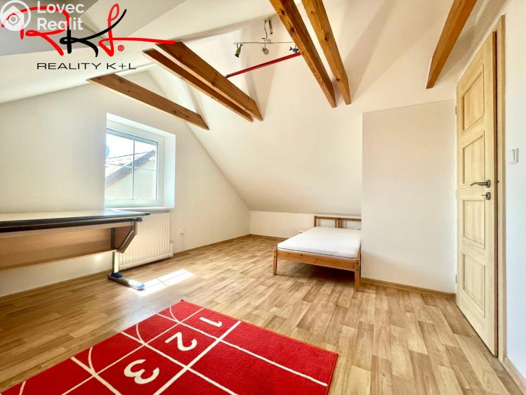 Pronájem rodinného domu Kosmonosy, Pod Oborou č. 17