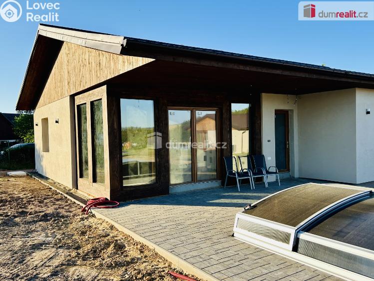 Prodej rodinného domu Zvěstov č. 2