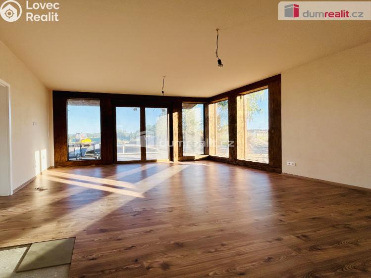 Prodej rodinného domu Zvěstov č. 3