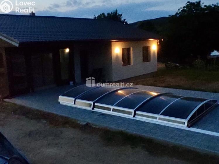 Prodej rodinného domu Zvěstov č. 7