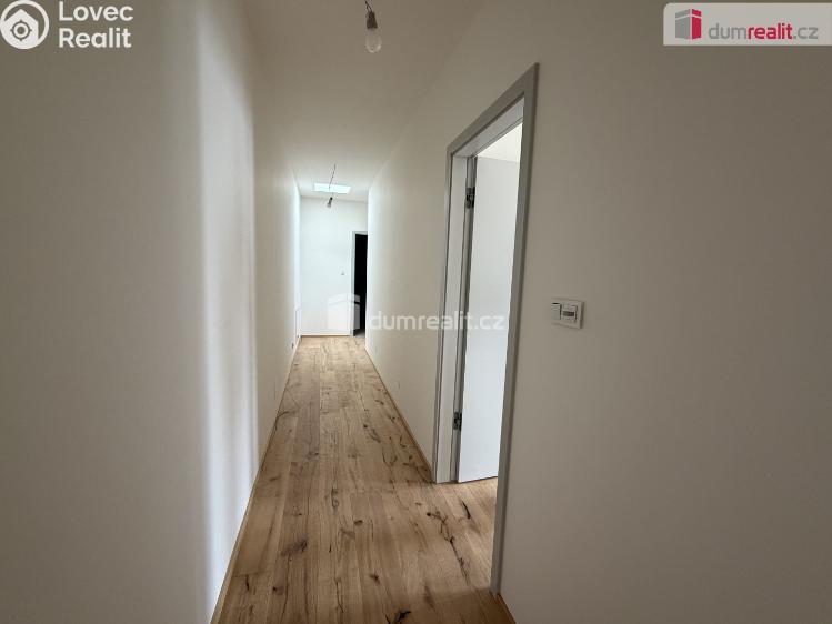 Prodej rodinného domu Mořina č. 12