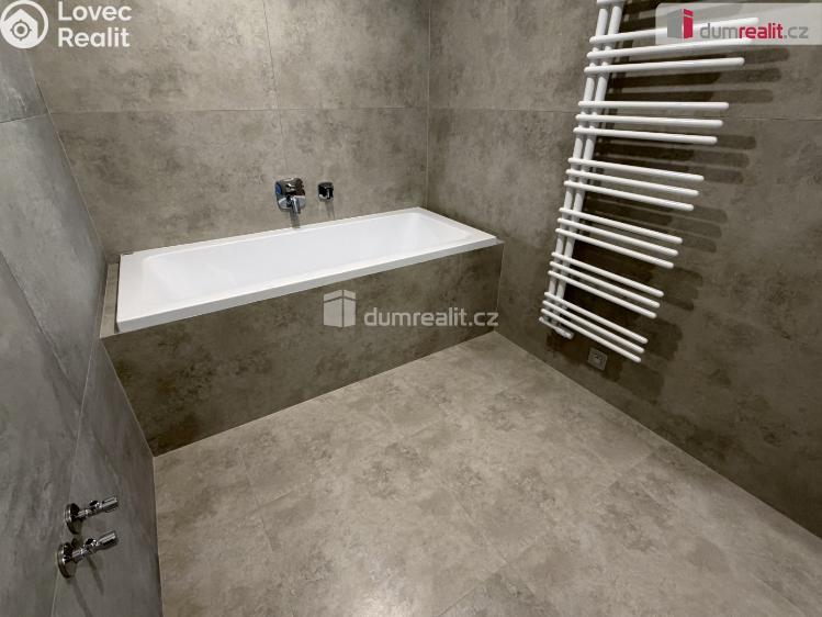 Prodej rodinného domu Mořina č. 16