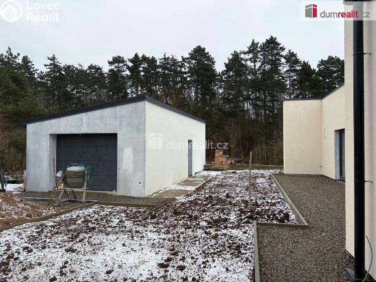 Prodej rodinného domu Mořina č. 19