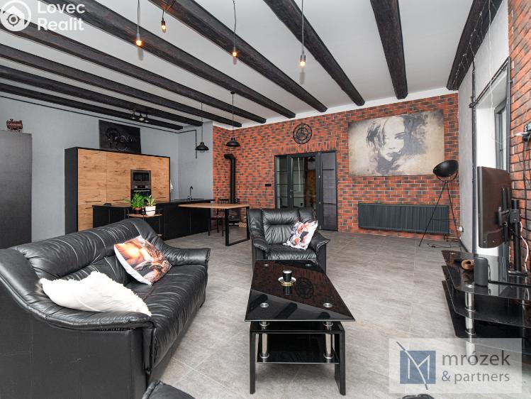 Prodej atypického bytu Český Těšín, Formanská 64 č. 2