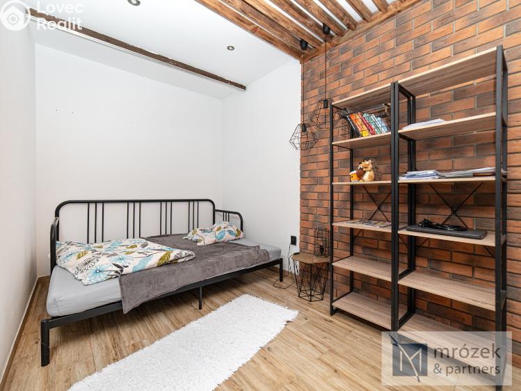 Prodej atypického bytu Český Těšín, Formanská 64 č. 7