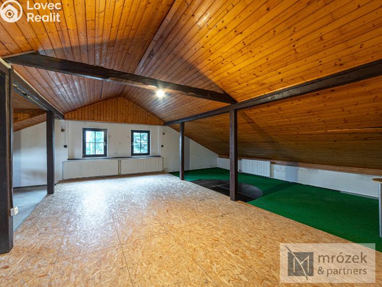 Prodej atypického bytu Český Těšín, Formanská 64 č. 9