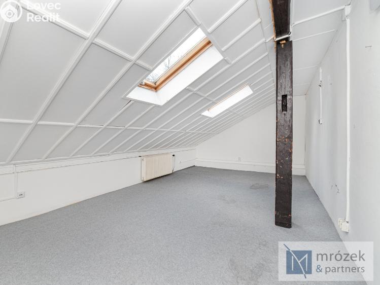 Prodej atypického bytu Český Těšín, Formanská 64 č. 11