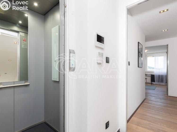 Pronájem bytu 4+KK Praha, Bělocerkevská 634/6 č. 15