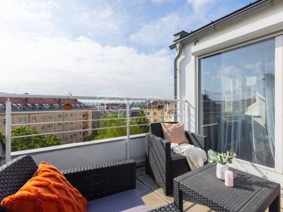 Pronájem bytu 4+KK Praha, Bělocerkevská č. 1