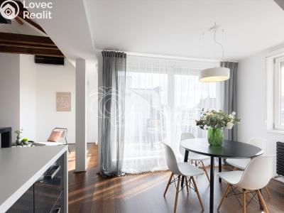 Pronájem bytu 4+KK Praha, Bělocerkevská č. 2