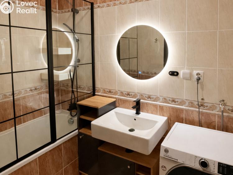 Pronájem bytu 3+KK Praha, Pod Sychrovem I č. 8