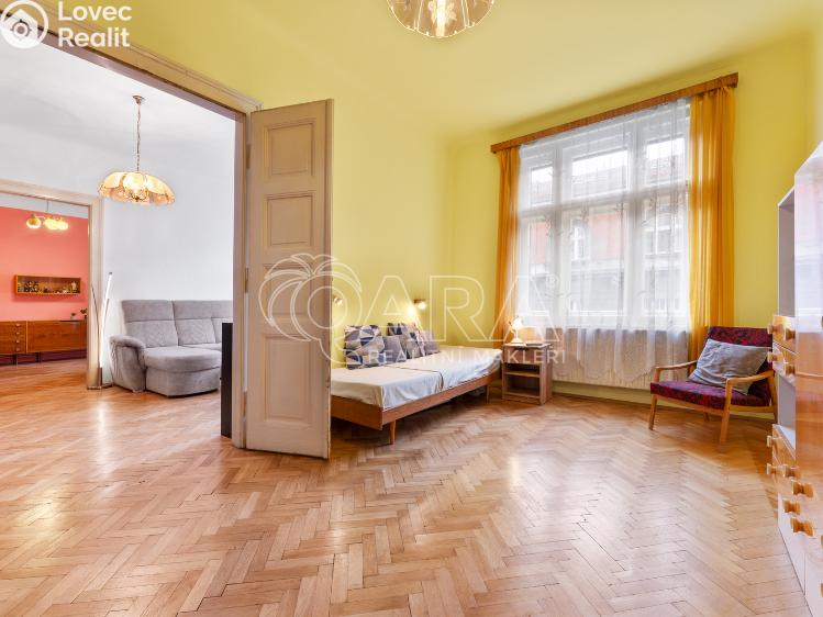 Prodej bytu 3+1 Praha, Podskalská 295/4 č. 4