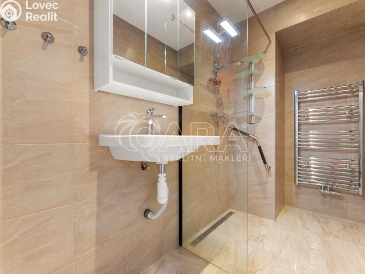 Prodej bytu 3+1 Praha, Podskalská 295/4 č. 11