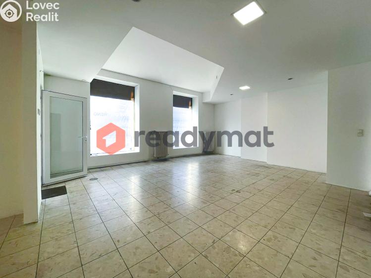 Rent commercial space Hodonín, Rodinova 720/2 č. 4