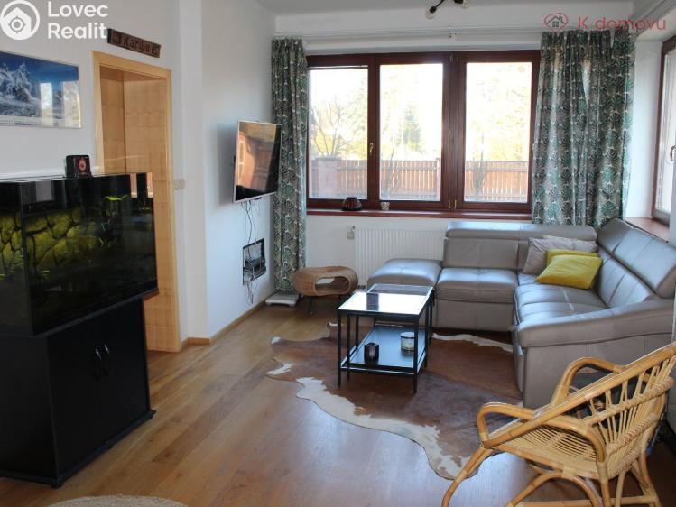 Prodej rodinného domu Káraný, Na Betonce 71 č. 10