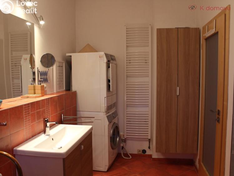 Prodej rodinného domu Káraný, Na Betonce 71 č. 13