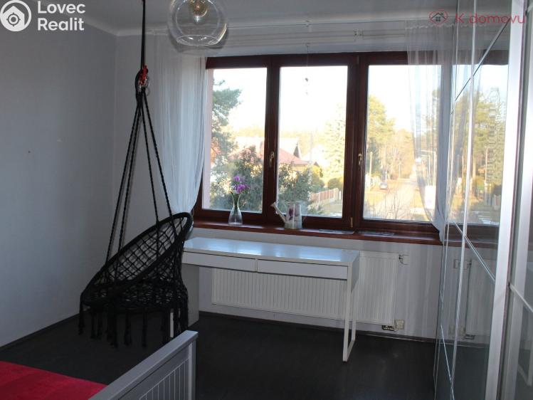 Prodej rodinného domu Káraný, Na Betonce 71 č. 18