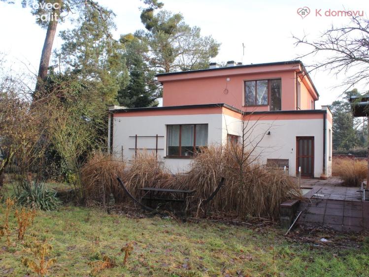 Prodej rodinného domu Káraný, Na Betonce 71 č. 25