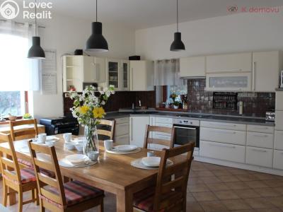 Prodej rodinného domu Káraný, Na Betonce 71 č. 3