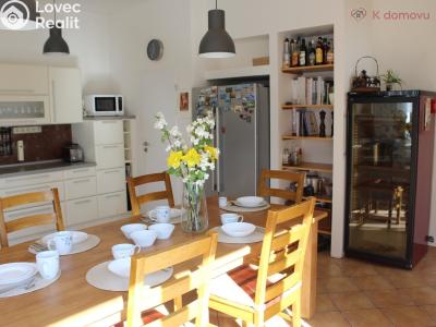 Prodej rodinného domu Káraný, Na Betonce 71 č. 6