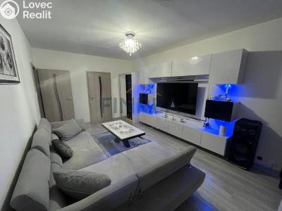 Prodej bytu 4+1 Postoloprty, Jiráskovo náměstí č. 1