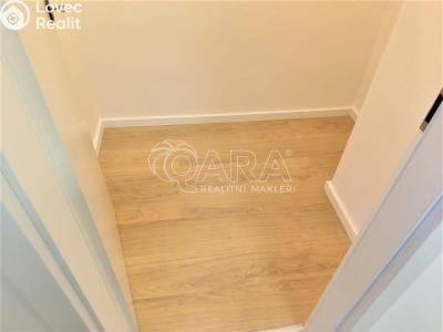 Pronájem bytu 2+KK Praha, Na Pankráci č. 4