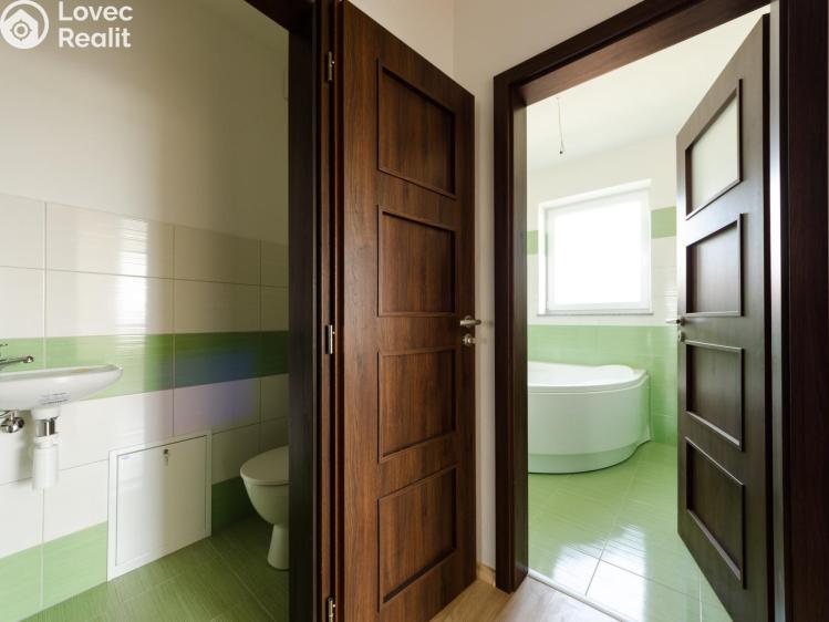 Prodej bytu 2+KK Chýnov, Slunečný vrch č. 11