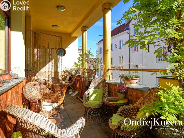 Продаж багатоквартирного будинку Kladno, Osvoboz. pol. vězňů 341 č. 7