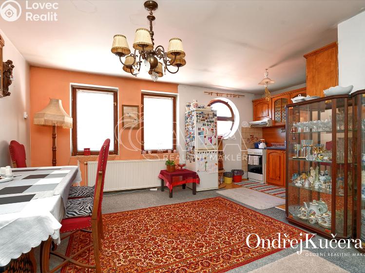 Продаж багатоквартирного будинку Kladno, Osvoboz. pol. vězňů 341 č. 13