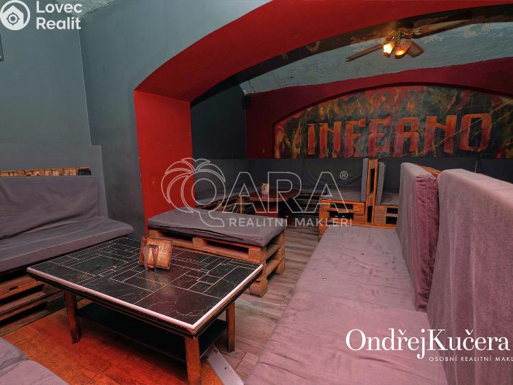 Продаж багатоквартирного будинку Kladno, Osvoboz. pol. vězňů 341 č. 14